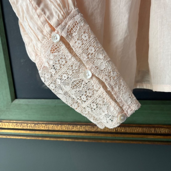 Antik Batik - Picture 8 of 9